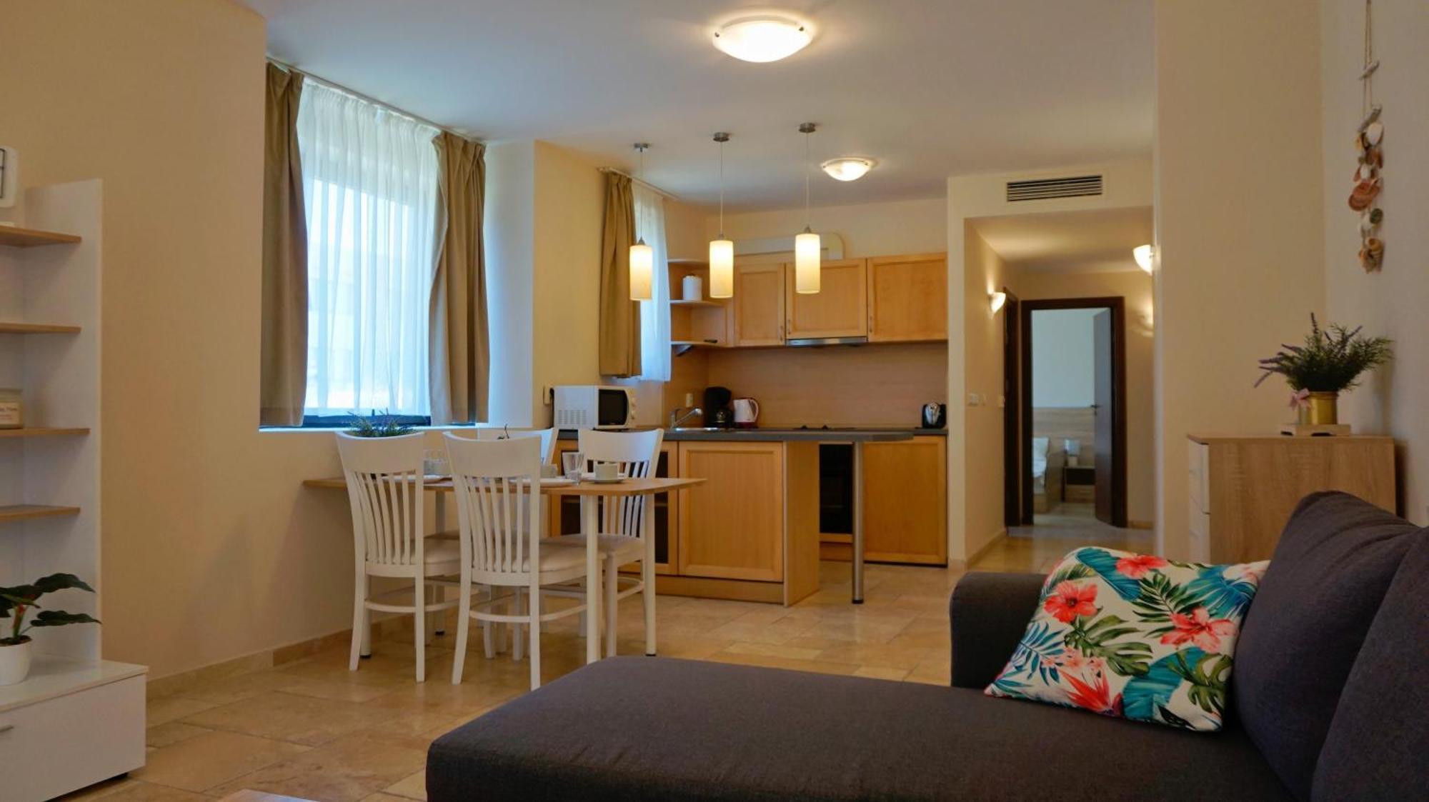 Ваканционни Апартаменти Калиакрия - Holiday Apartments Kaliakria トポラ エクステリア 写真