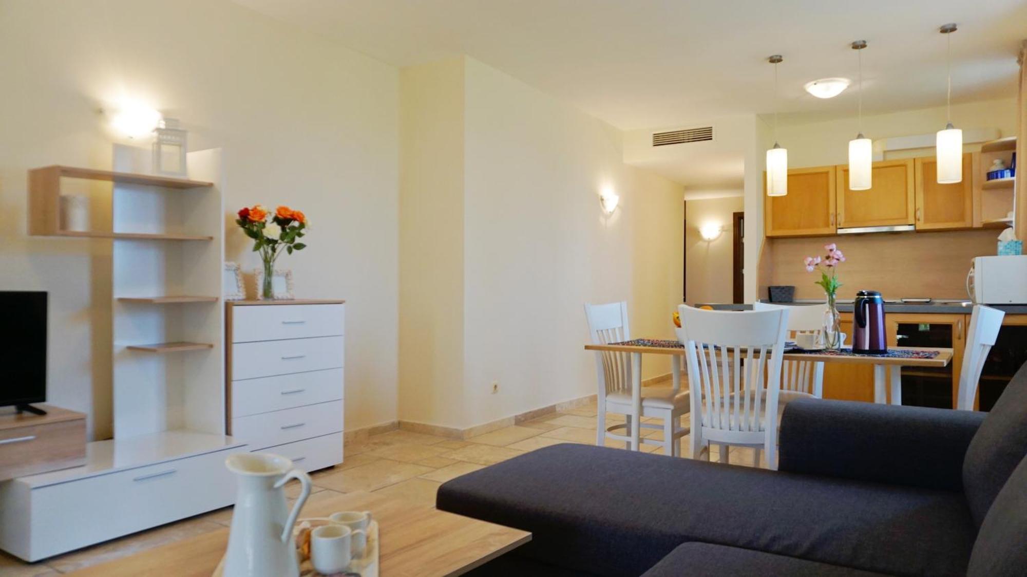 Ваканционни Апартаменти Калиакрия - Holiday Apartments Kaliakria トポラ 部屋 写真